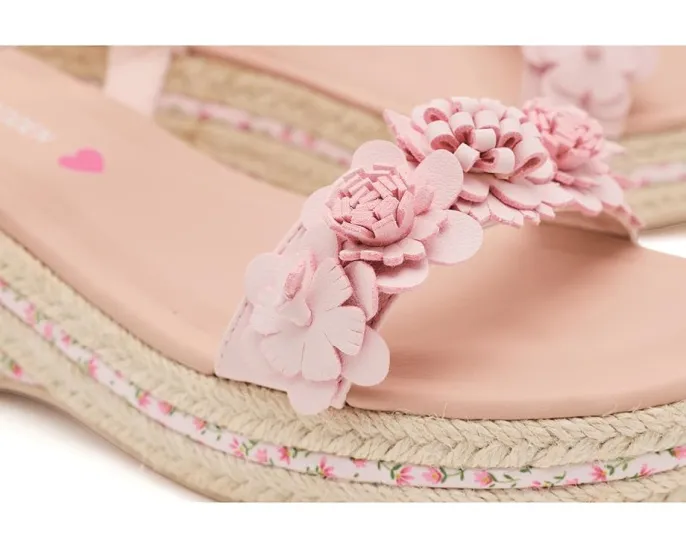 Детские сандалии Steve Madden Kids Dori с цветочными аппликациями и подошвой в стиле эспадрилий