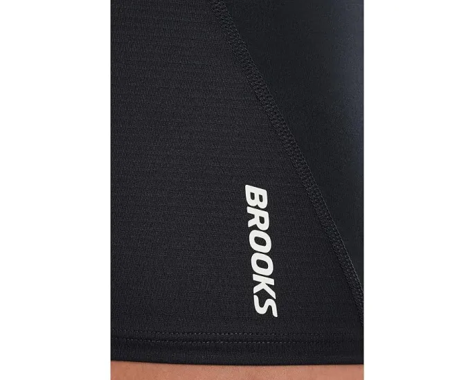 Охлаждающие шорты Brooks Dash из ультралегкой ткани