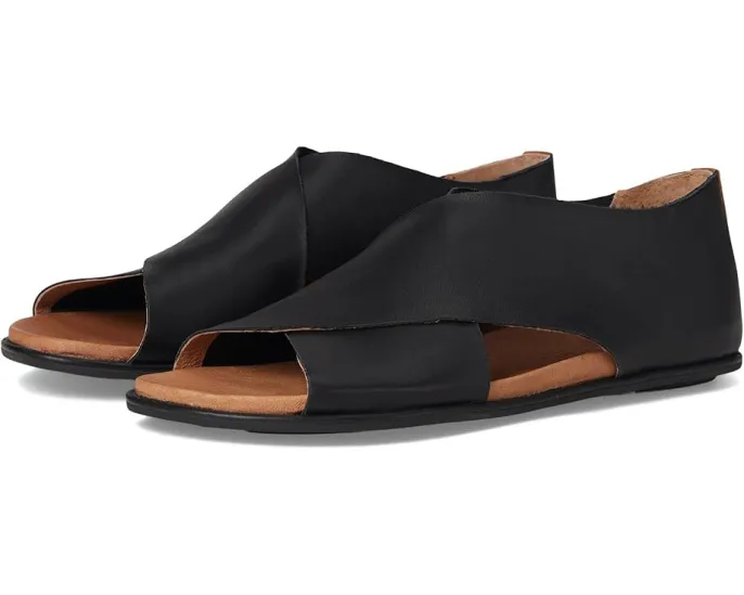 Сандалии Laniey на плоской подошве с открытым мысом из эластичной кожи Gentle Souls by Kenneth Cole
