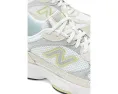 Serые кроссовки New Balance 603 с сеткой и замшей