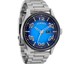 Часы Nixon Sentry Stainless Steel с браслетом из нержавеющей стали