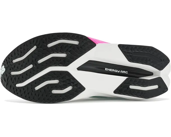 Беговые кроссовки New Balance FuelCell SuperComp Trainer v3 с карбоновой пластиной