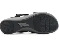 Сандалии Clarks Breezerae Ana с перекрестными ремнями и регулируемым задним ремешком