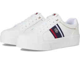 Кроссовки Tommy Hilfiger Badria белые с низким верхом