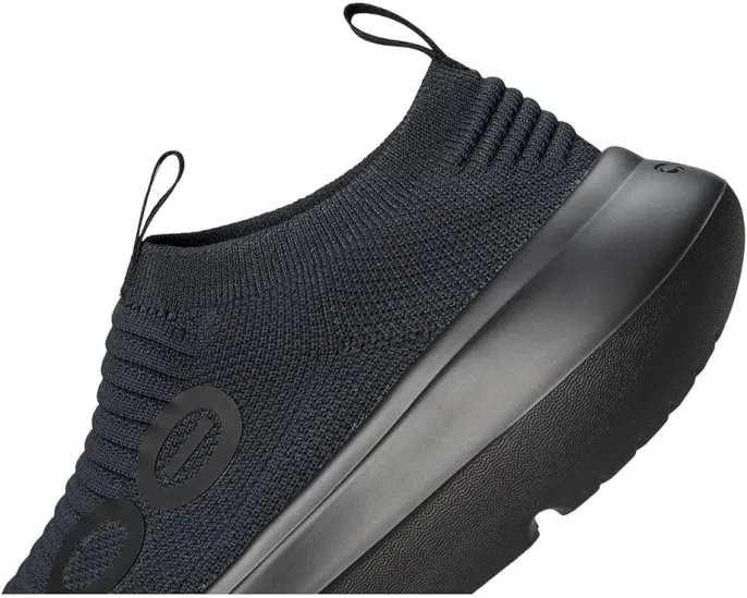 Кроссовки Oomy Zen от OOFOS с технологией Recovery Footwear