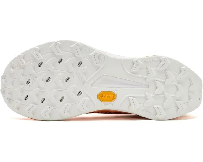Трейловые кроссовки Saucony Peregrine 16 с подошвой Vibram MegaGrip и усиленной амортизацией PWRRUN