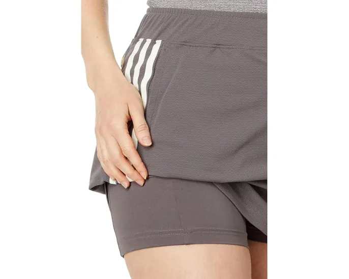 Adidas Ultimate365 Twistknit 15 дюймов (38.1 см) юбка-шорты с эластичным поясом и карманами