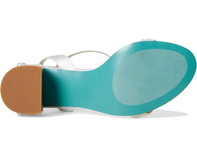 Босоножки Tina на платформе от Blue by Betsey Johnson с жемчужным декором