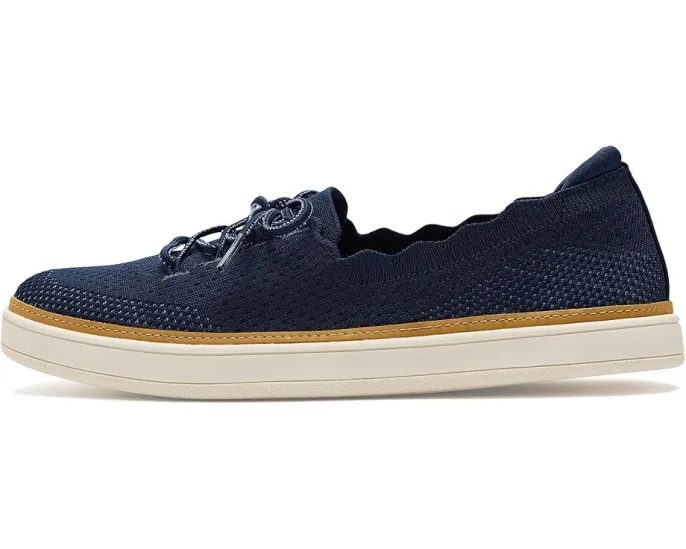SKECHERS Coastal Drive с верхом из инженерного трикотажа и фигурным краем