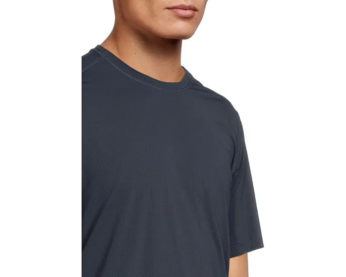 Футболка Helly Hansen Shine Solen с защитой UPF 50+ и классическим кроем