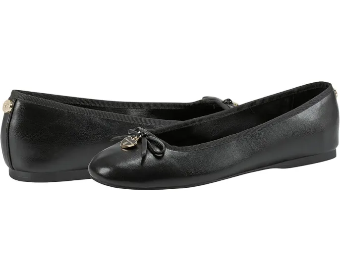 Балетки Piheart с металлическими деталями от Bandolino