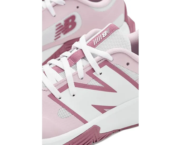 Детские кроссовки New Balance FUELCELL PLAY на шнурках с защитой носка