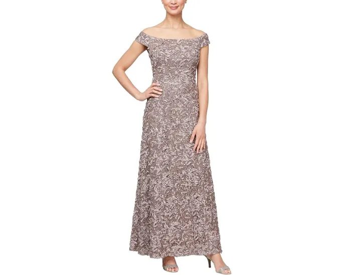 Длинное платье Alex Evenings с открытыми плечами и кружевом с сутажом