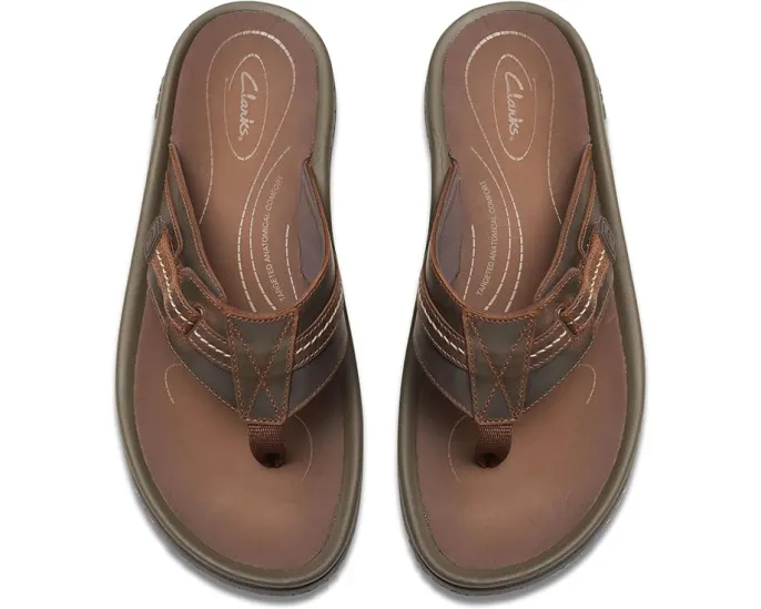 Сандалии Wesley Sun от Clarks с кожаной подкладкой и регулируемой застежкой