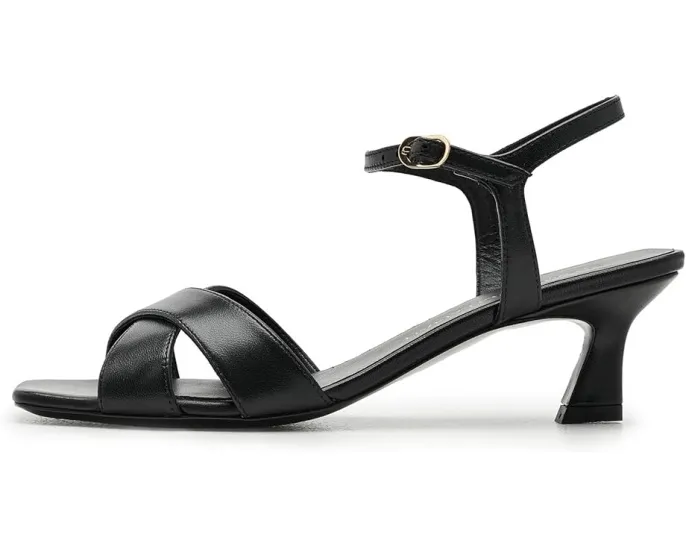 Босоножки Stuart Weitzman Vinnie Sandal 50 на каблуке kitten heel