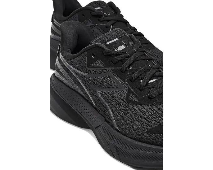 Кроссовки Diadora Nucleo 2 для бега черные