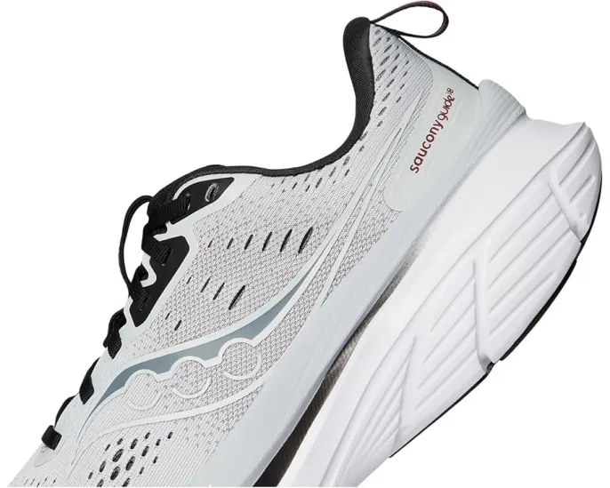 Кроссовки Saucony Guide 18 с максимальной амортизацией PWRRUN и технологией Center Path