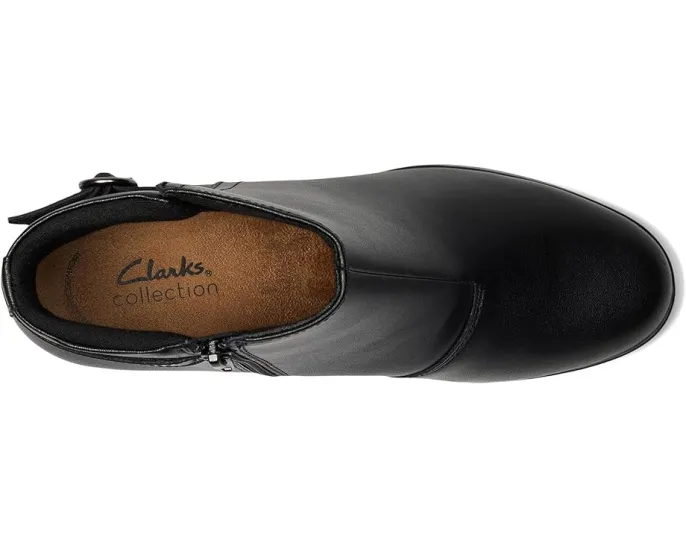 Ботильоны Clarks Emily 2 Belle с миндалевидным носком и ремешком на пряжке сзади