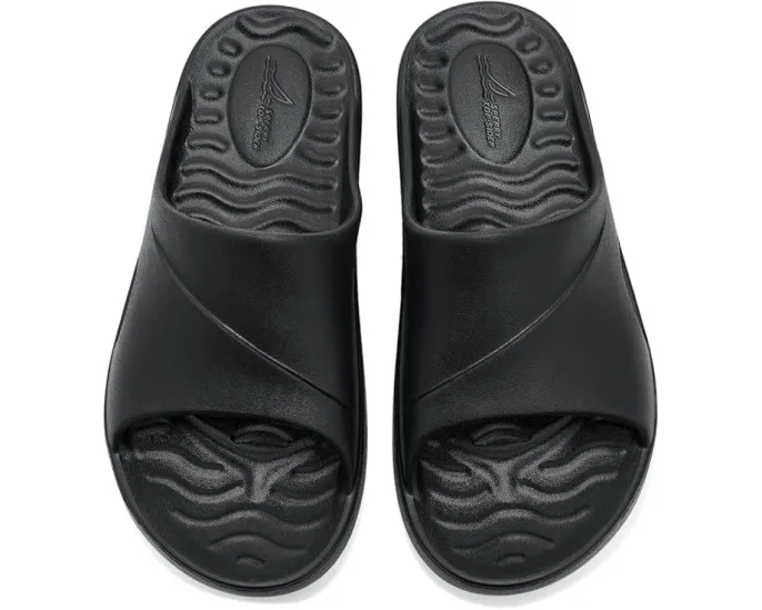 Слайды Flow на легкой подошве из EVA с мягким верхом