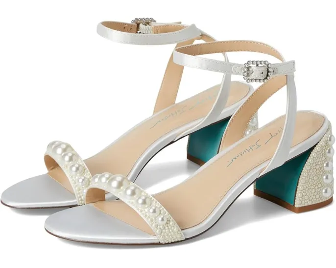 Босоножки Tina на платформе от Blue by Betsey Johnson с жемчужным декором