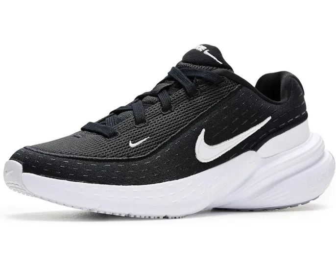 Кроссовки Nike Kids Uplift SC с текстильным верхом и мягкой пеной