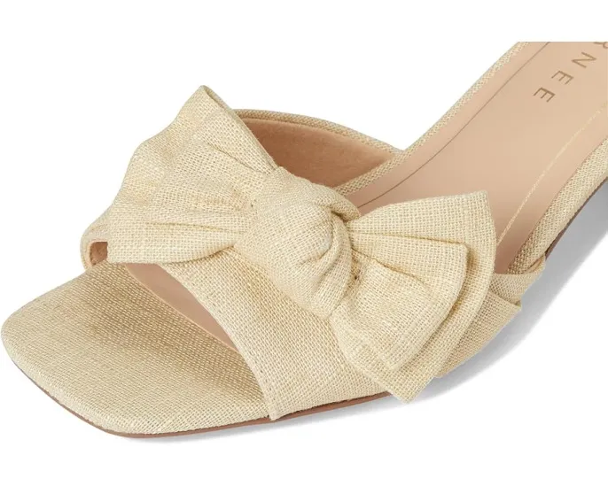 Сандалии Zevi на квадратном каблуке с ремешком на щиколотке