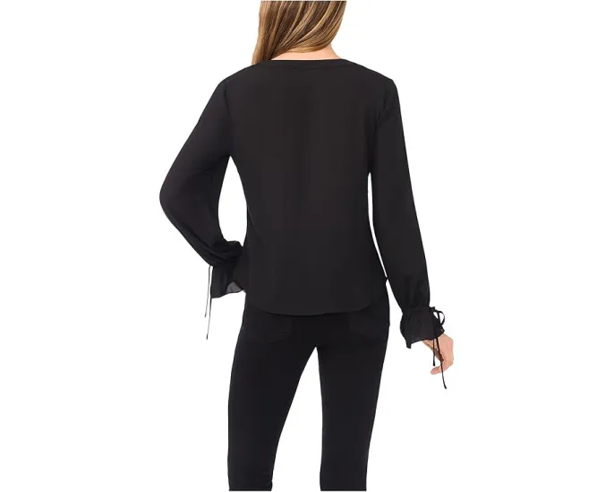 Топ с V-образным вырезом и длинными рукавами на пуговицах CeCe