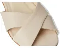 Сандалии Andre Assous Winona на блочном каблуке из кожи с перекрестными ремешками