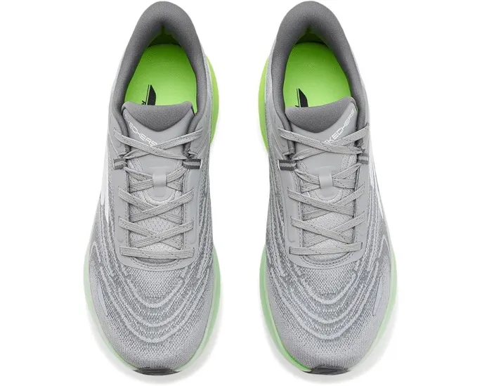 Кроссовки Skechers Aero Spark с технологией Arch Fit для бега
