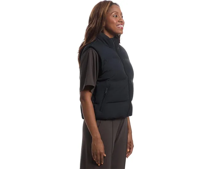 Жилет TravisMathew Moontide Bonded Vest с воротником-стойкой и карманами на молнии