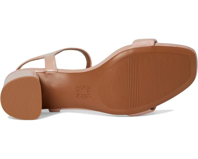 Сандалии Izzy на каблуке с ремешком на щиколотке Naturalizer