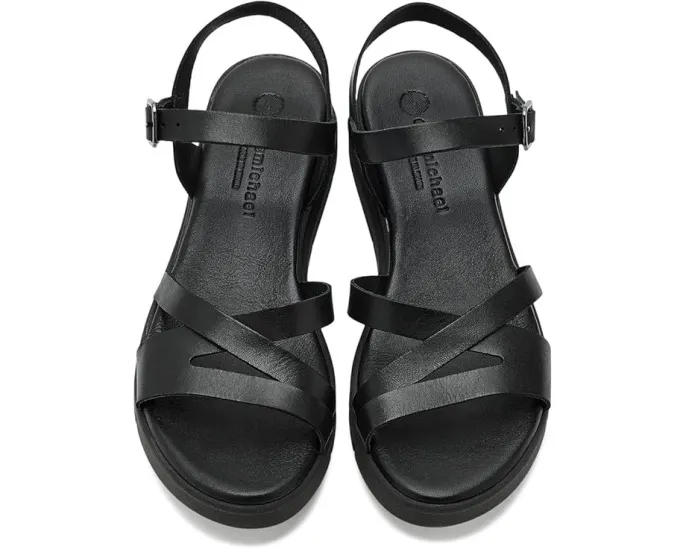 Босоножки Eric Michael Nicola на танкетке с регулируемым ремешком