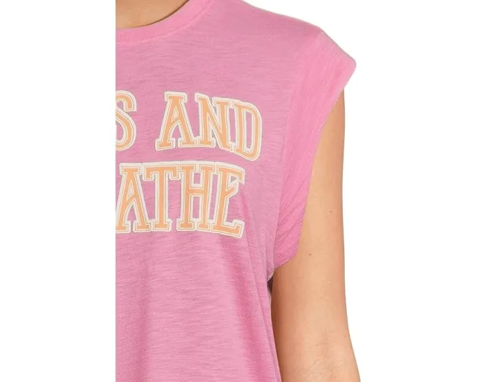 Футболка P.J. Salvage Paws and Breathe с круглым вырезом