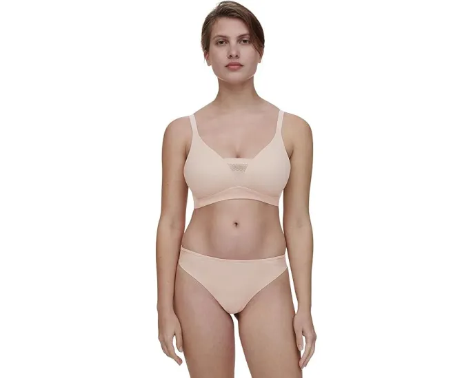 Бюстгальтер без косточек Easy Bliss для футболок из мягкой ткани Chantelle