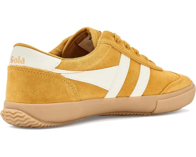 Кроссовки Badminton Suede от Gola с верхом из замши и винтажной подошвой