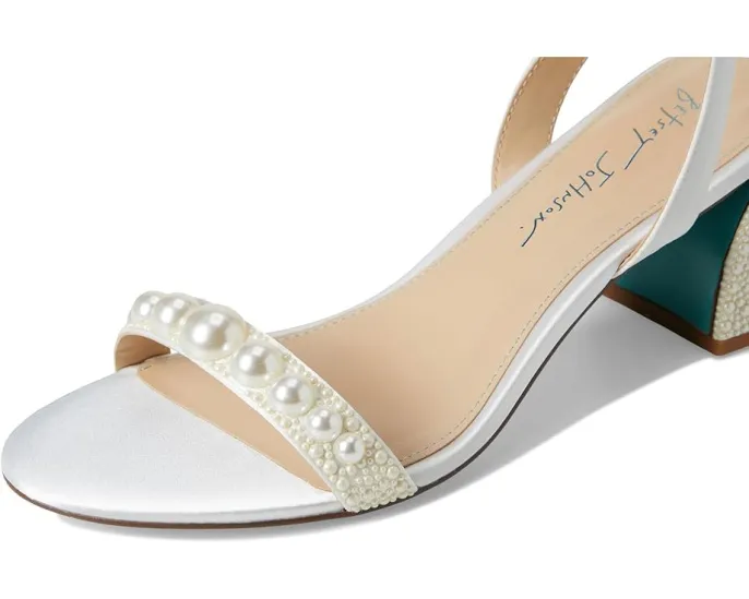 Босоножки Tina на платформе от Blue by Betsey Johnson с жемчужным декором