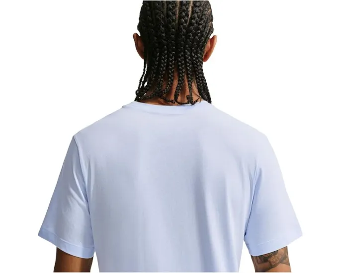 Футболка Nike Sportswear Club с вышитым логотипом Futura из 100% хлопка