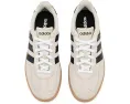 Кроссовки Adidas Barreda с классическим Т-образным носком
