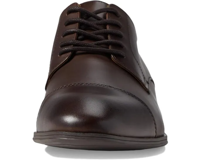 Туфли Kurt от Marc Fisher LTD с миндалевидным носком и каблуком