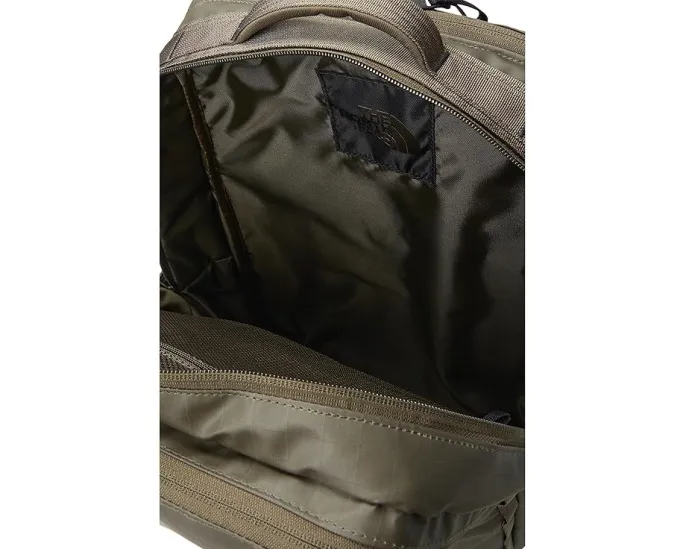 Рюкзак Base Camp Voyager Daypack для походов и поездок от The North Face