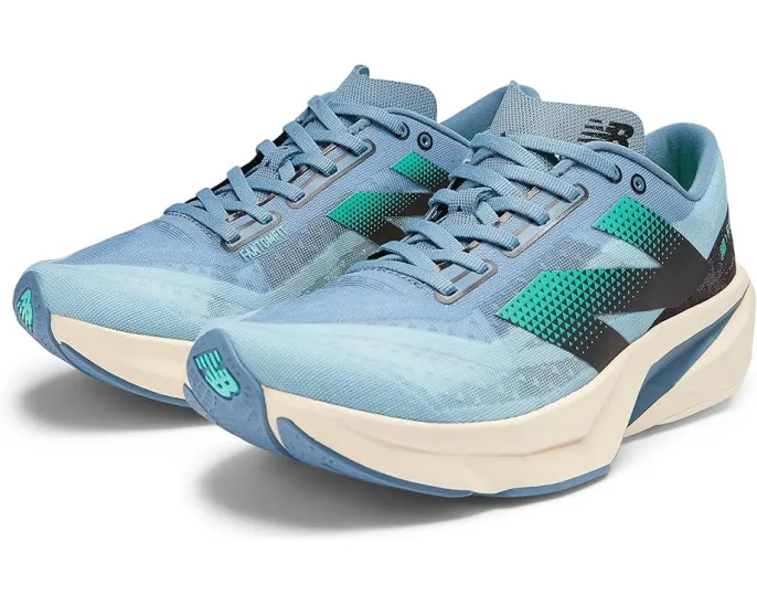 Беговые кроссовки New Balance FuelCell Rebel v4 с пеной FuelCell и светоотражающими элементами