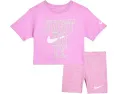 Велосипедные шорты Lace It Up с топом от Nike для малышей