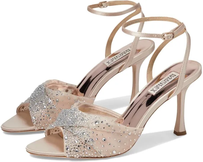 Босоножки Badgley Mischka Cameryn на каблуке с атласным верхом и застежкой на щиколотке