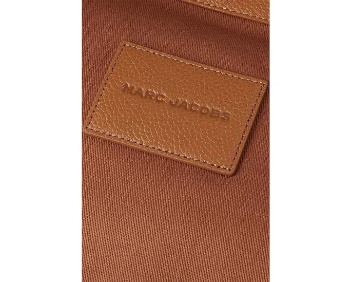 Сумка Marc Jacobs The Sack Bag из кожи с магнитной застежкой