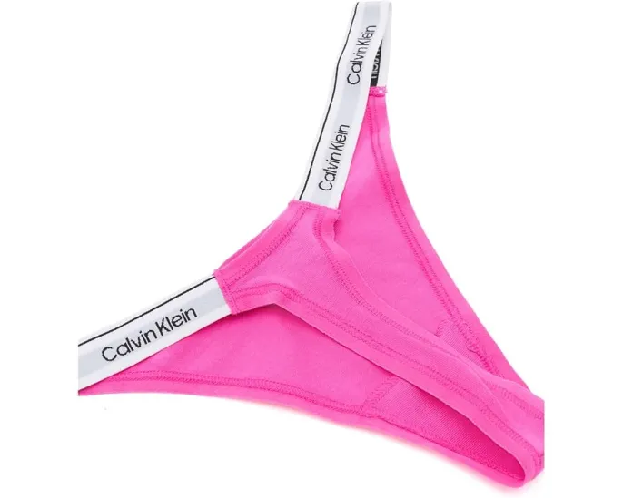 Трусы-стринги Calvin Klein Underwear Icon Logo Dipped 3 шт с контрастной резинкой