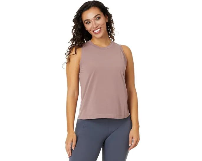 Майка Elevate Lightweight с технологией контроля запаха Free Fly