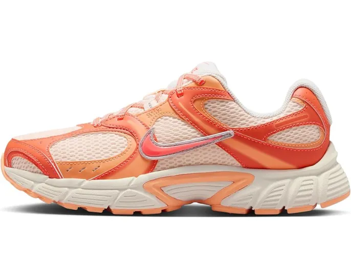Кроссовки Nike V5 RNR с объемной пеной и ретро дизайном в стиле Y2K