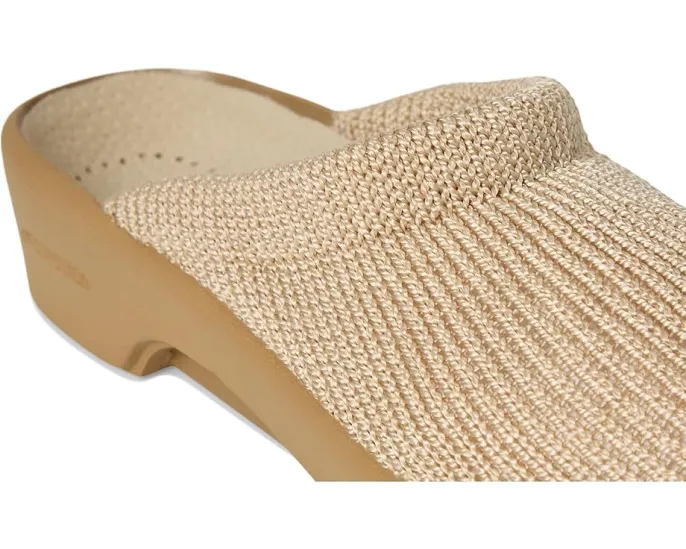 Легкие клоги Light от Arcopedico с вязаным верхом и анатомической стелькой