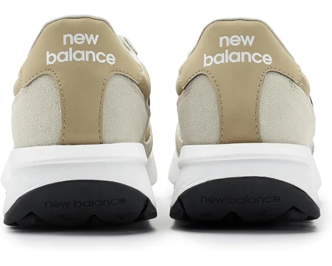 Кроссовки New Balance Classics 370 V1 из замши и сетки с резиновой подошвой