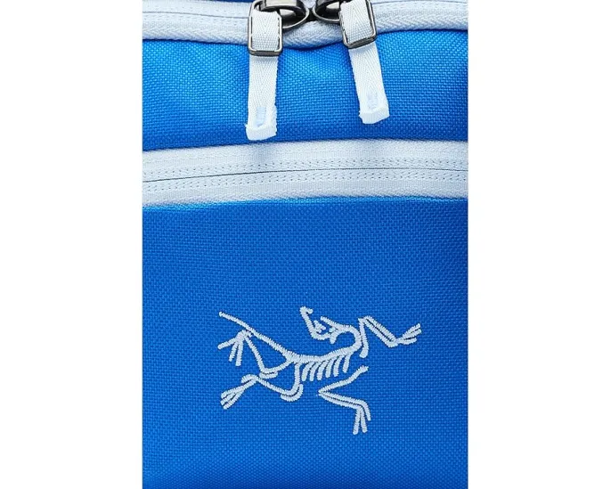 Поясная сумка Arc'teryx Mantis 1 с регулируемым ремнем и несколькими карманами